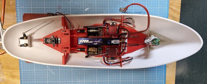 Alle bisherige Einbauteile im Rumpf