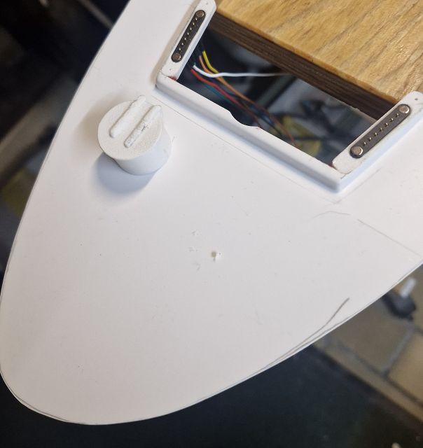 Domdeckel mit Manet aufgesetzt