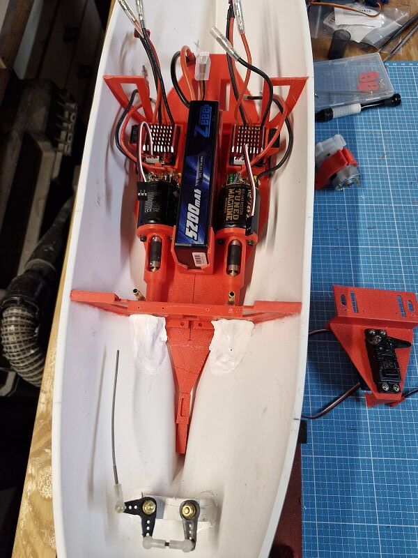 Blick in den Rumpf mit der vorläufigen Einabteile